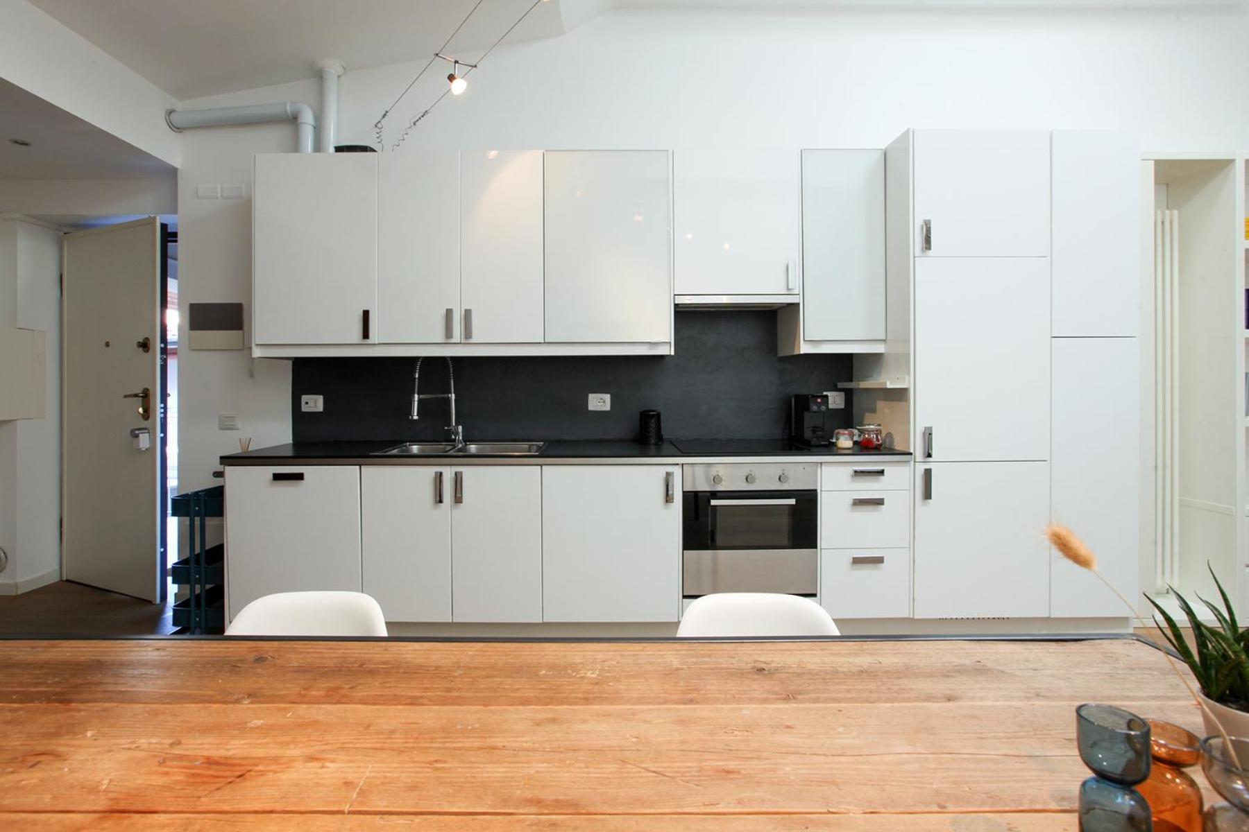 Modern And Cosy Arco Della Pace Apartment Mailand